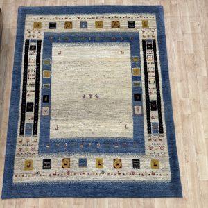 ペルシャ絨毯　ペルシャギャッベ