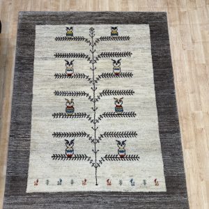 ペルシャ絨毯　　ペルシャギャッベ