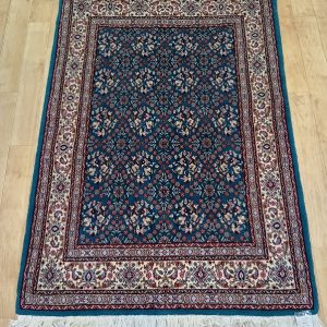 ペルシャ絨毯　ムード