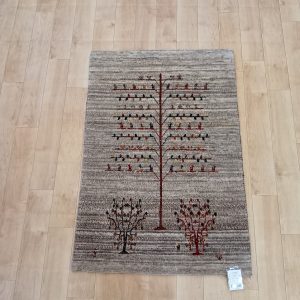 ペルシャ絨毯　ペルシャギャッベCO